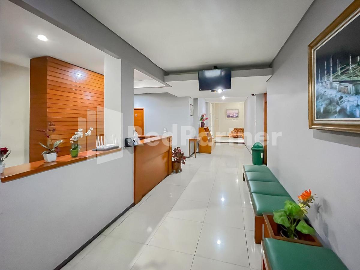 Sang Surya Guesthouse Syariah Near Rs Hasan Sadikin Mitra Reddoorz Bandung Zewnętrze zdjęcie